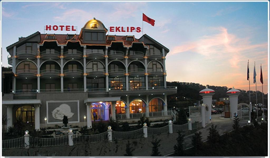 Eklips